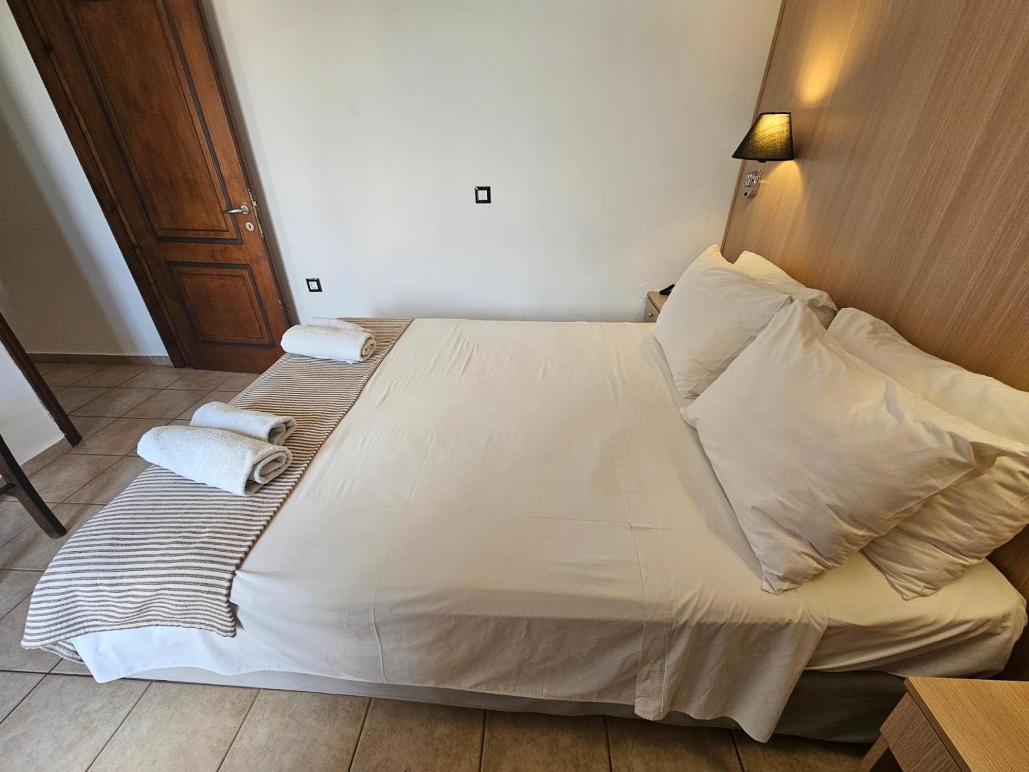 Elounda Sunrise Apartments Eksteriør billede